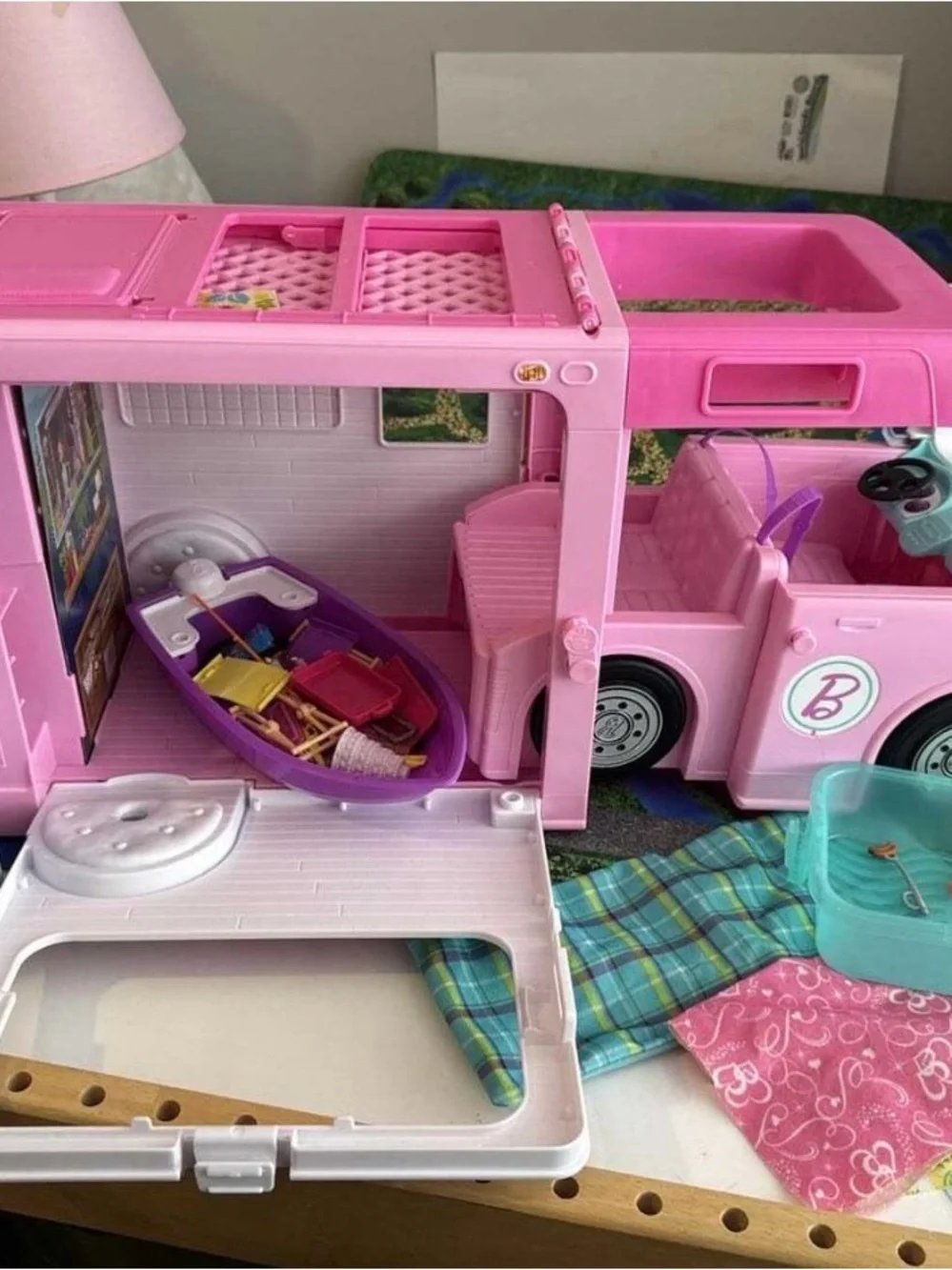 Barbie 3-in-1 DreamCamper Playset - Pink and White with box like new